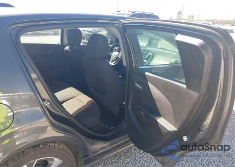 2019 Chevrolet Sonic Lt Auto из США, поврежденный, VIN 1G1JD6SB1K4108447